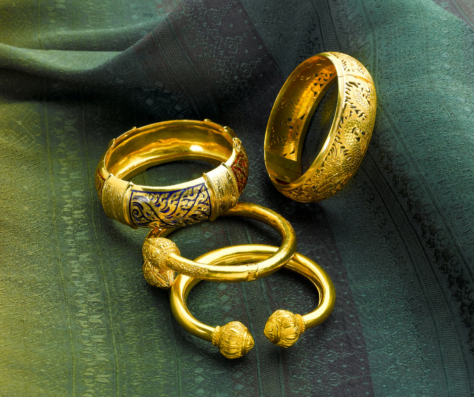 In the story of Rebekah from the Bible, Eliezer lavished Rebekah with gold jewelry and articles of clothing.